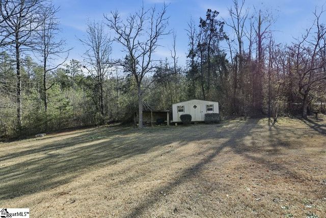5 Lake Shore Drive, Iva, SC 29655