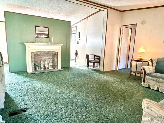 5 Lake Shore Drive, Iva, SC 29655