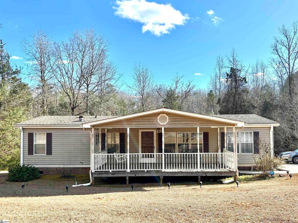 5 Lake Shore Drive, Iva, SC 29655