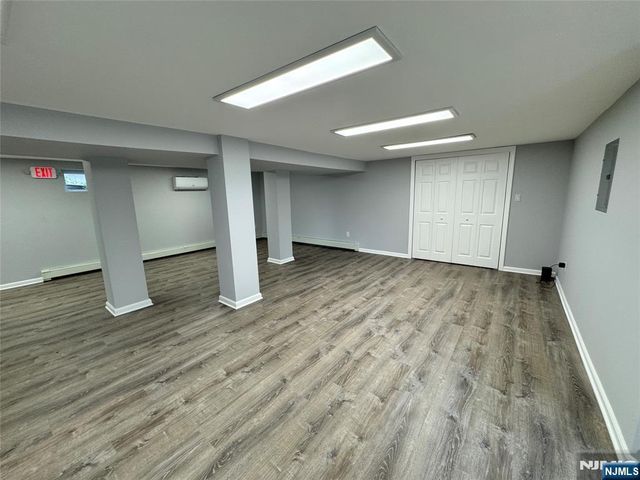 25 Broadway 1, Elmwood Park, NJ 07407