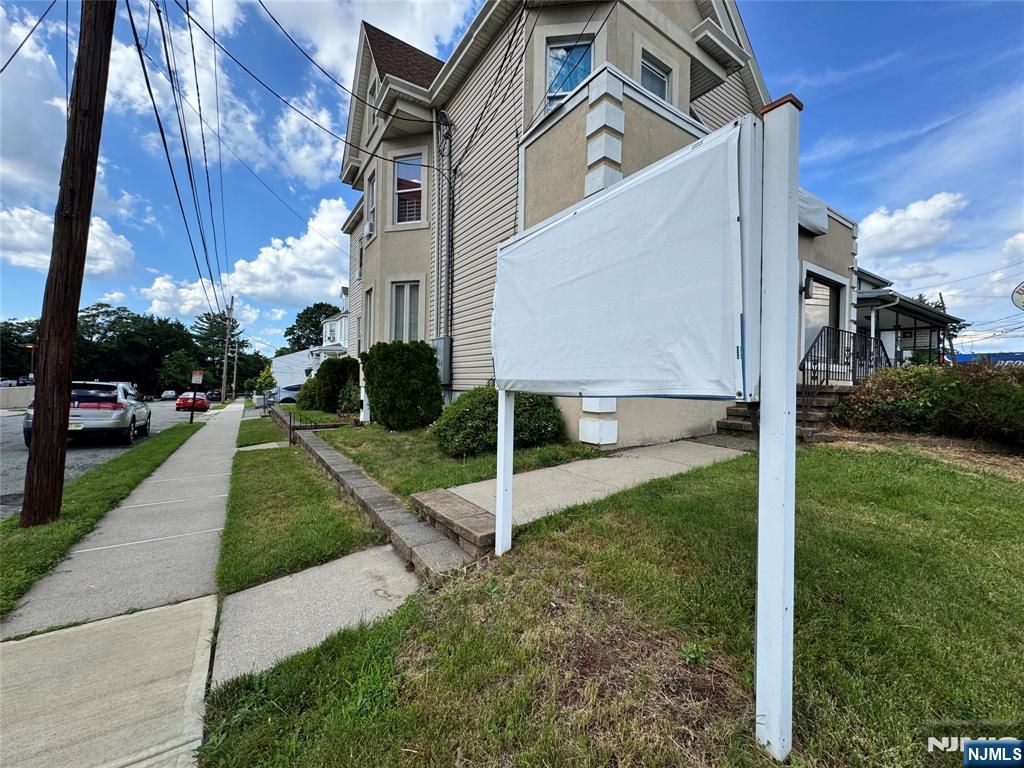 25 Broadway 1, Elmwood Park, NJ 07407
