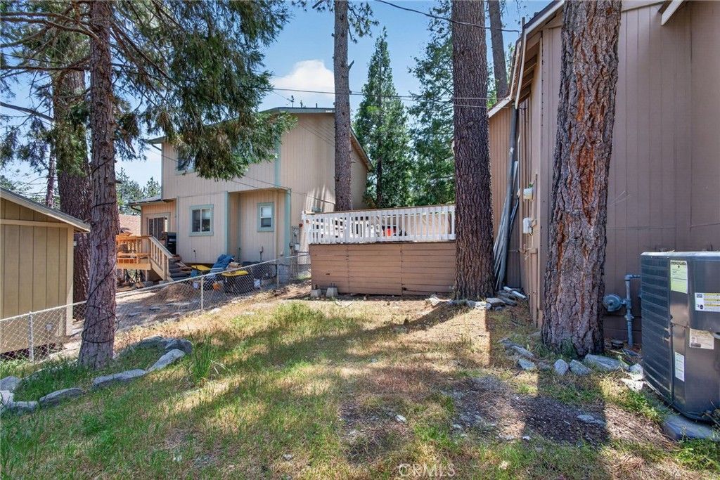 Image 26 of property listing at 1674 Twin Lakes, Wrightwood, CA 92397