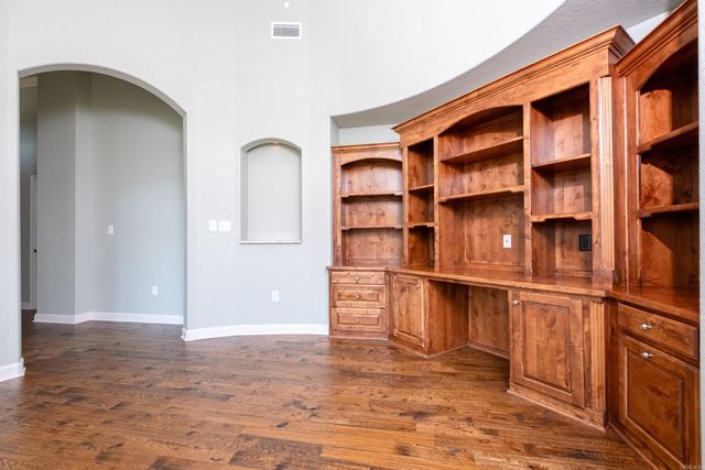 11 Highfield Cove, Little Rock, AR 72211