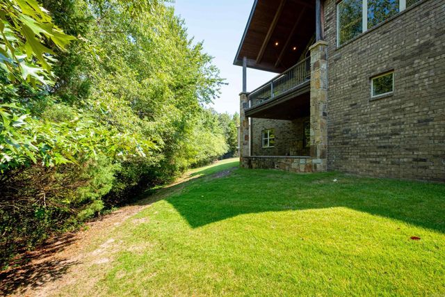 11 Highfield Cove, Little Rock, AR 72211