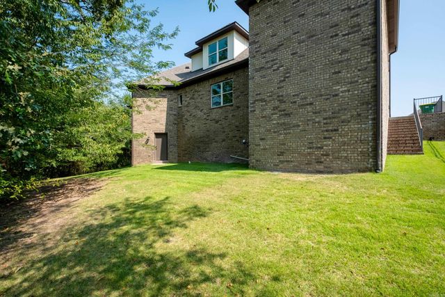 11 Highfield Cove, Little Rock, AR 72211