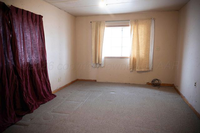 511 ZAUK Avenue, Dumas, TX 79029