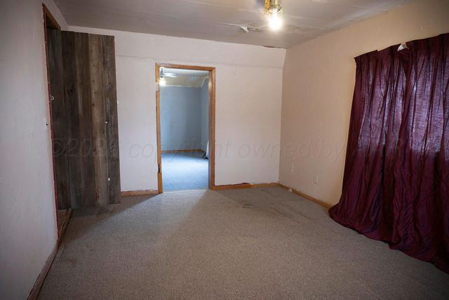 511 ZAUK Avenue, Dumas, TX 79029