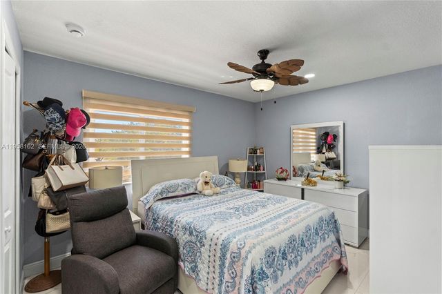 3281 SW 145th Ave, Miami, FL 33175