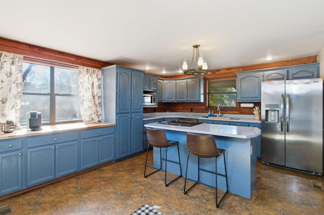 1288 County Road 334, Tecumseh, MO 65760