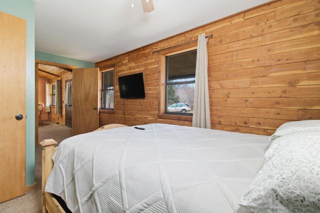 1288 County Road 334, Tecumseh, MO 65760