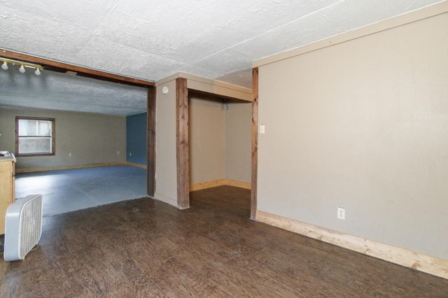 1288 County Road 334, Tecumseh, MO 65760