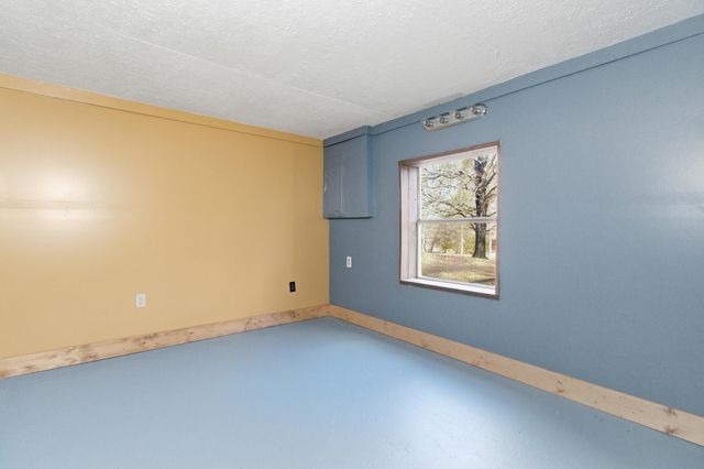 1288 County Road 334, Tecumseh, MO 65760