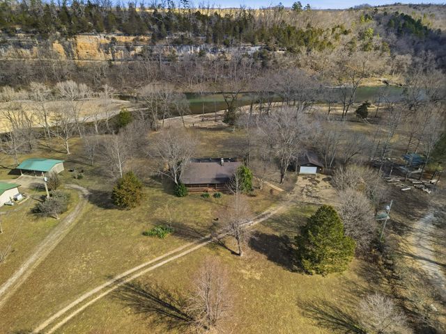 1288 County Road 334, Tecumseh, MO 65760