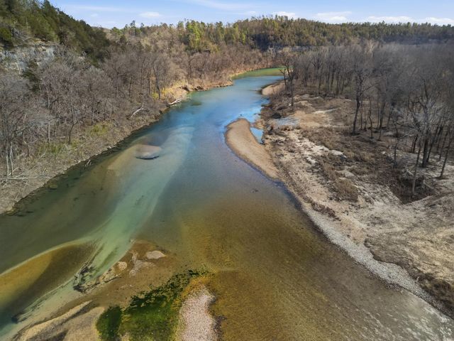 1288 County Road 334, Tecumseh, MO 65760