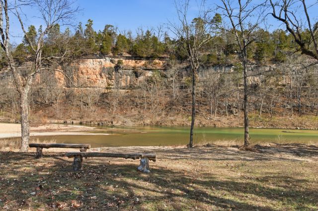 1288 County Road 334, Tecumseh, MO 65760