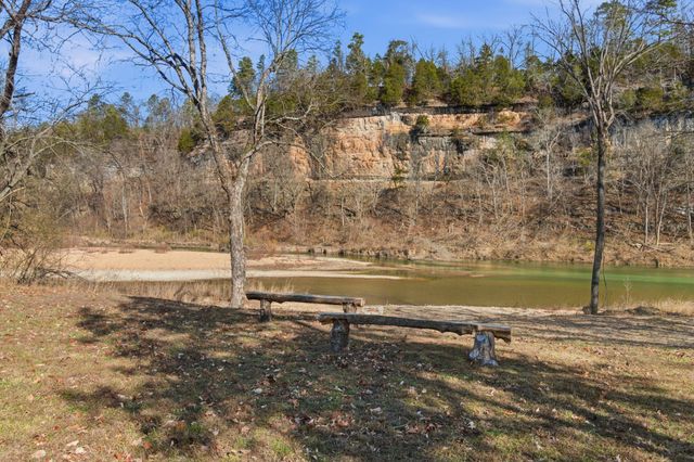 1288 County Road 334, Tecumseh, MO 65760