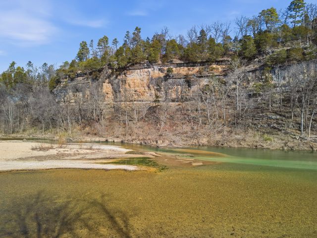 1288 County Road 334, Tecumseh, MO 65760