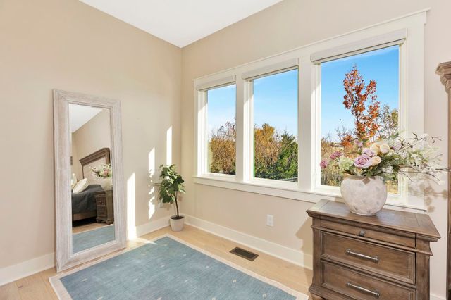 4686 N Elk Creek Dr, Bel Aire, KS 67226