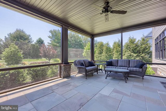 428 SOUTHAMPTON DR, Lititz, PA 17543