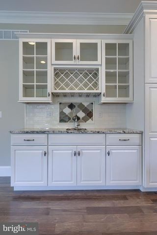 428 SOUTHAMPTON DR, Lititz, PA 17543
