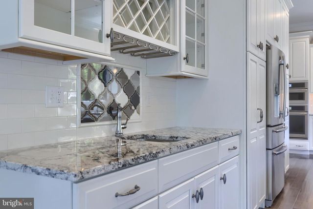 428 SOUTHAMPTON DR, Lititz, PA 17543