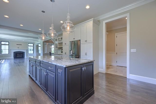 428 SOUTHAMPTON DR, Lititz, PA 17543