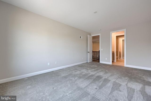 428 SOUTHAMPTON DR, Lititz, PA 17543