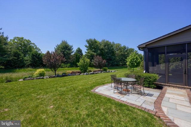 428 SOUTHAMPTON DR, Lititz, PA 17543
