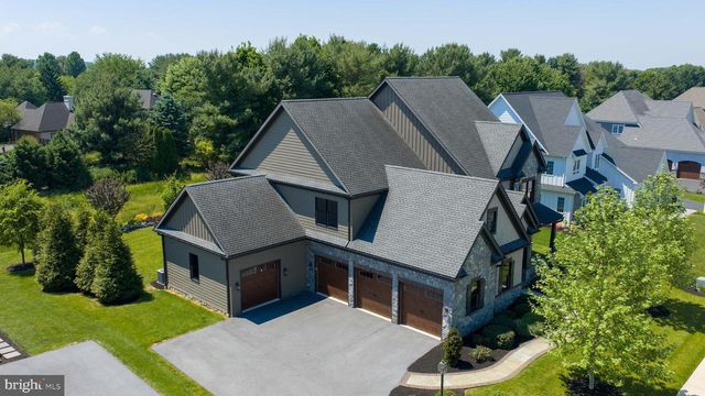 428 SOUTHAMPTON DR, Lititz, PA 17543