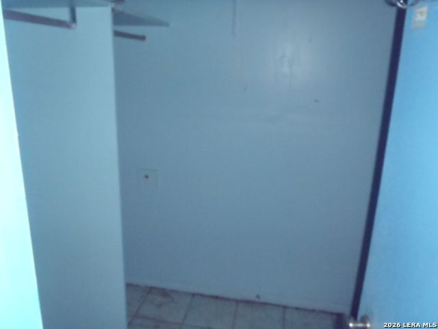 921 Pecan St, Seguin, TX 78155