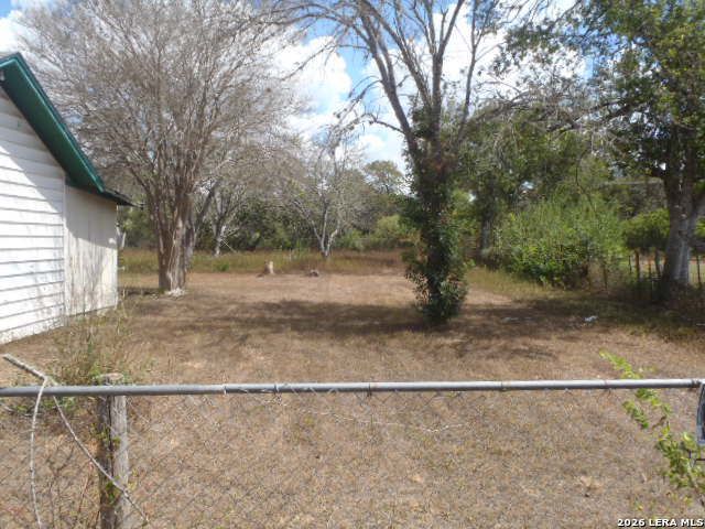 921 Pecan St, Seguin, TX 78155