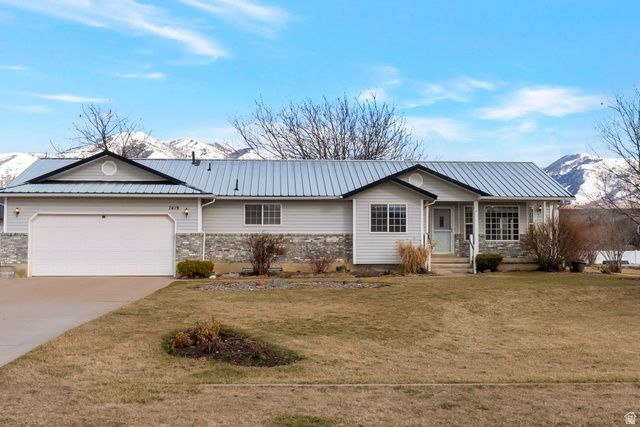 7419 S 400 W, Paradise, UT 84328