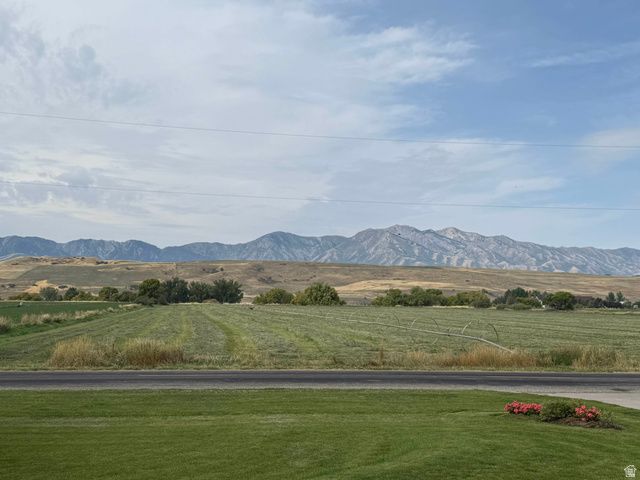 7419 S 400 W, Paradise, UT 84328