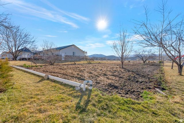 7419 S 400 W, Paradise, UT 84328
