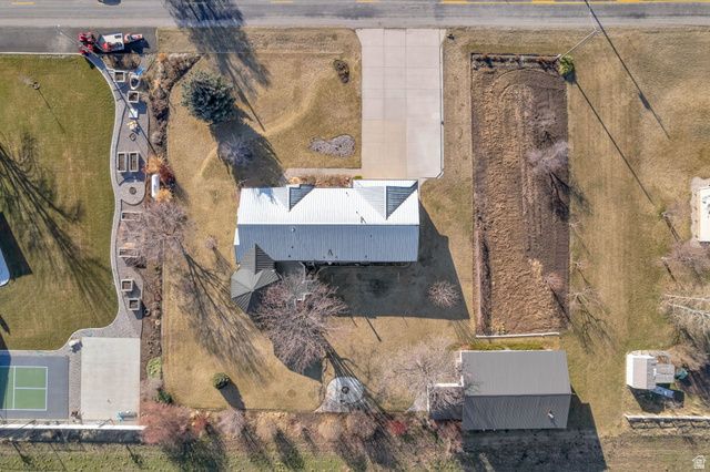 7419 S 400 W, Paradise, UT 84328