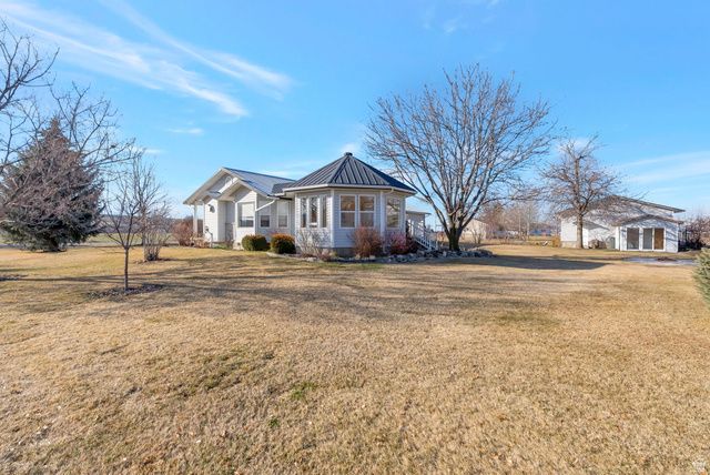 7419 S 400 W, Paradise, UT 84328