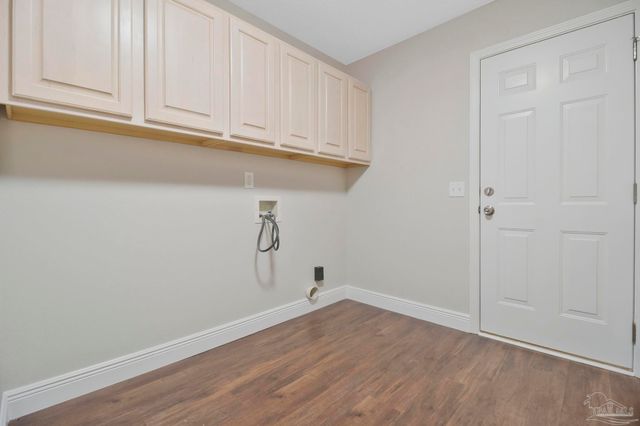 116 Mt Pilot St, Cantonment, FL 32533