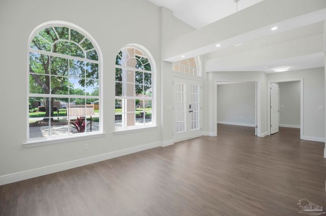 116 Mt Pilot St, Cantonment, FL 32533