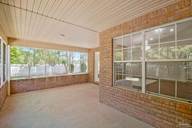 116 Mt Pilot St, Cantonment, FL 32533