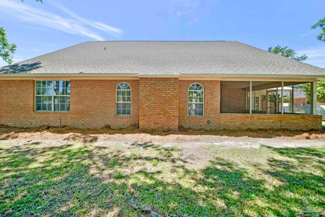 116 Mt Pilot St, Cantonment, FL 32533