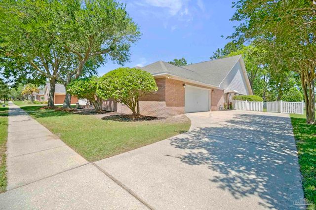 116 Mt Pilot St, Cantonment, FL 32533
