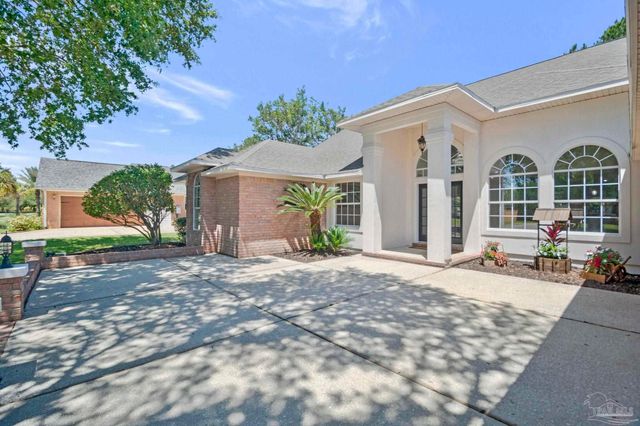 116 Mt Pilot St, Cantonment, FL 32533
