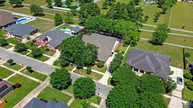 116 Mt Pilot St, Cantonment, FL 32533