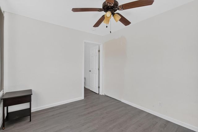 1642 W Robinson Ave, Fresno, CA 93705