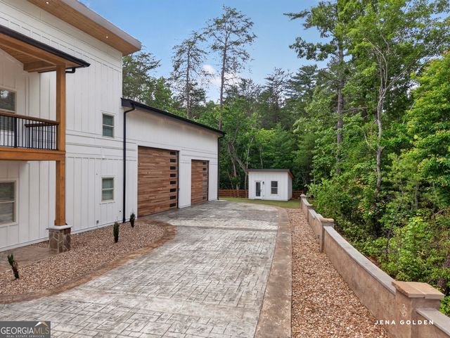 300 Mountain Ridge Drive, Dahlonega, GA 30533