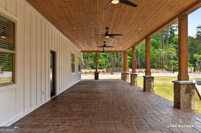 300 Mountain Ridge Drive, Dahlonega, GA 30533