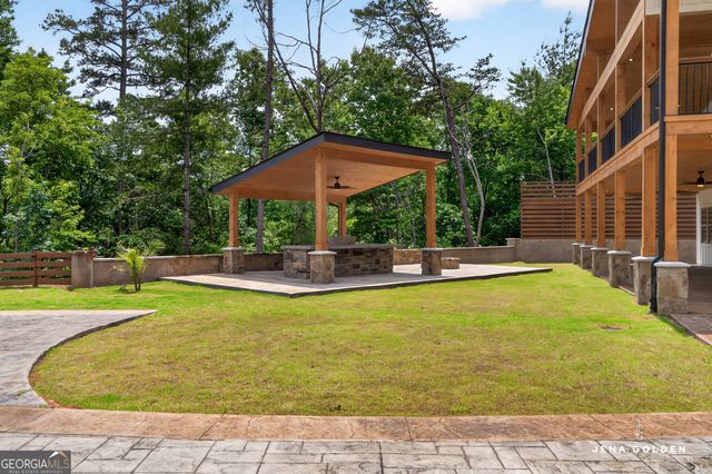 300 Mountain Ridge Drive, Dahlonega, GA 30533