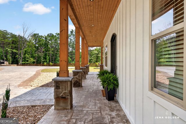 300 Mountain Ridge Drive, Dahlonega, GA 30533