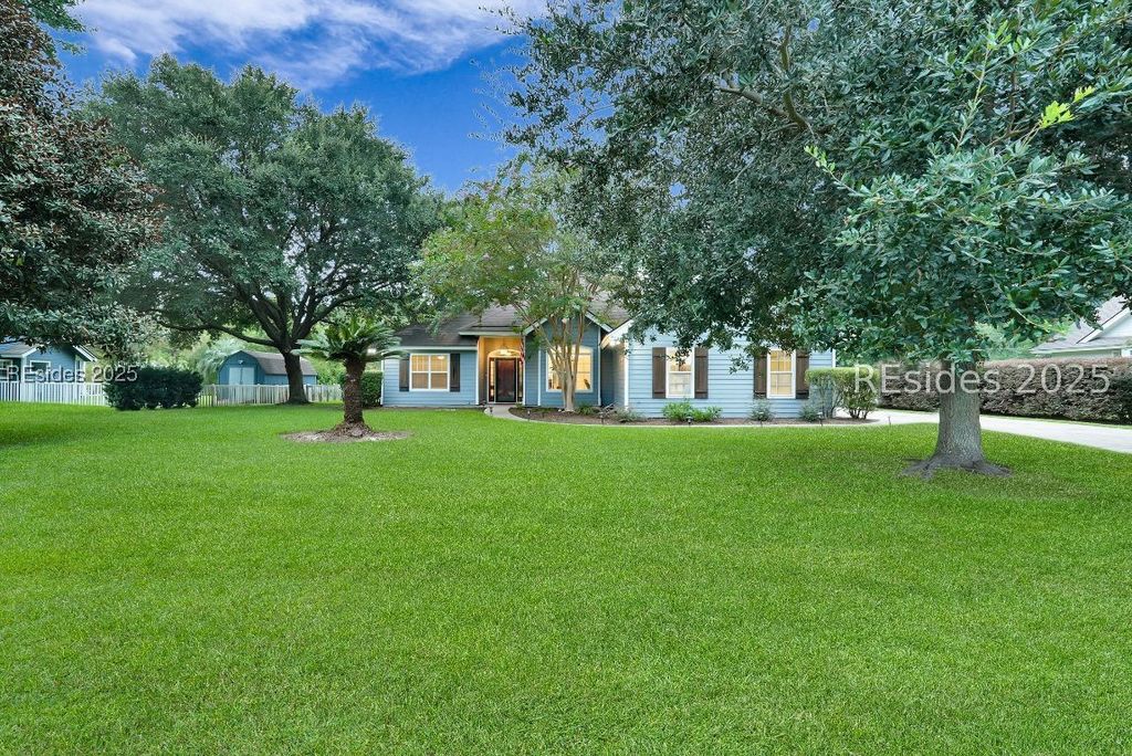 107 Besseleiu Ct, Bluffton, SC 29910