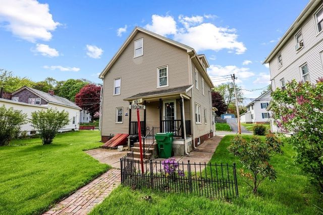 156 South St, Chicopee, MA 01013